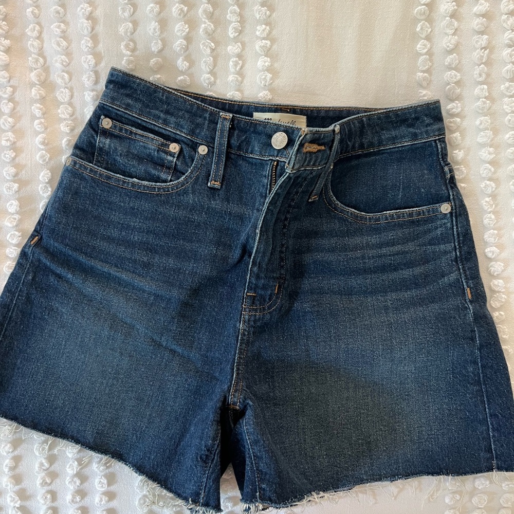 Size 28, Madewell curvey high rise jean shorts. Dark blue wash!